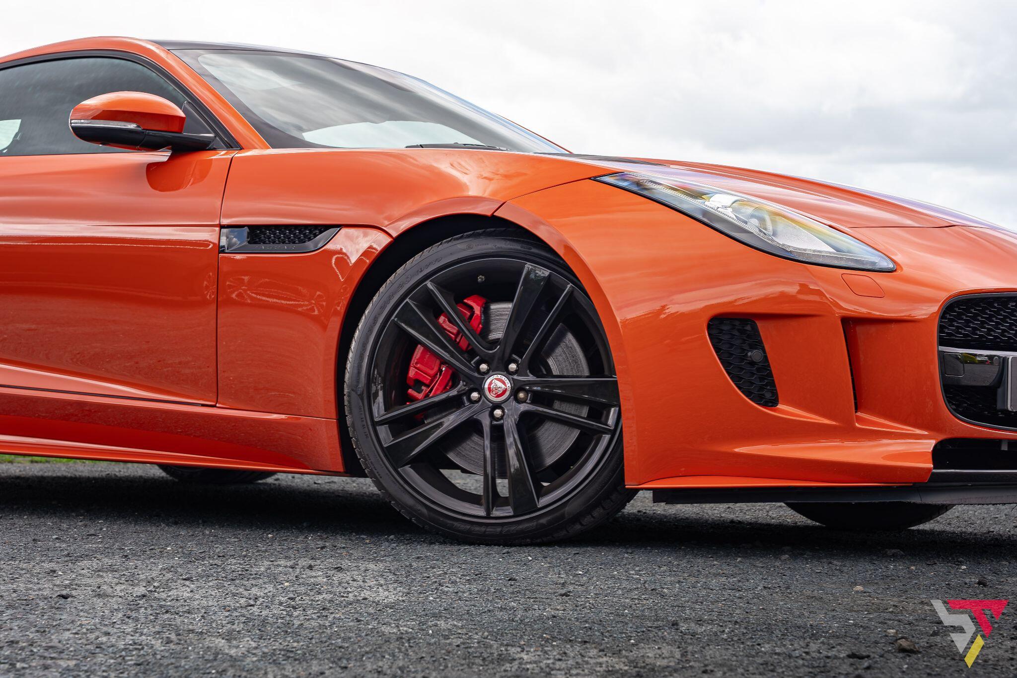 Jaguar F-Type view 10