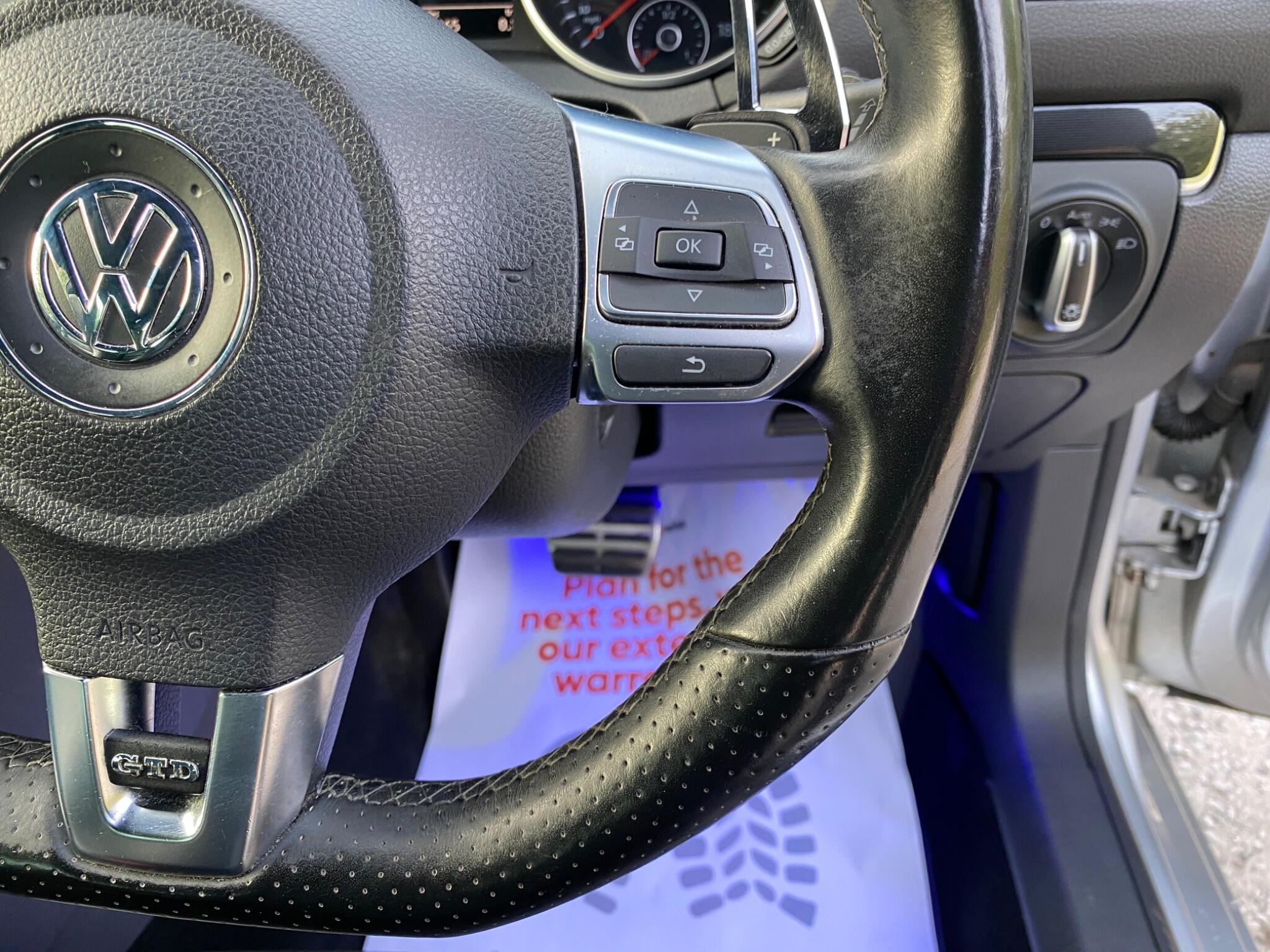 Volkswagen Golf view 18