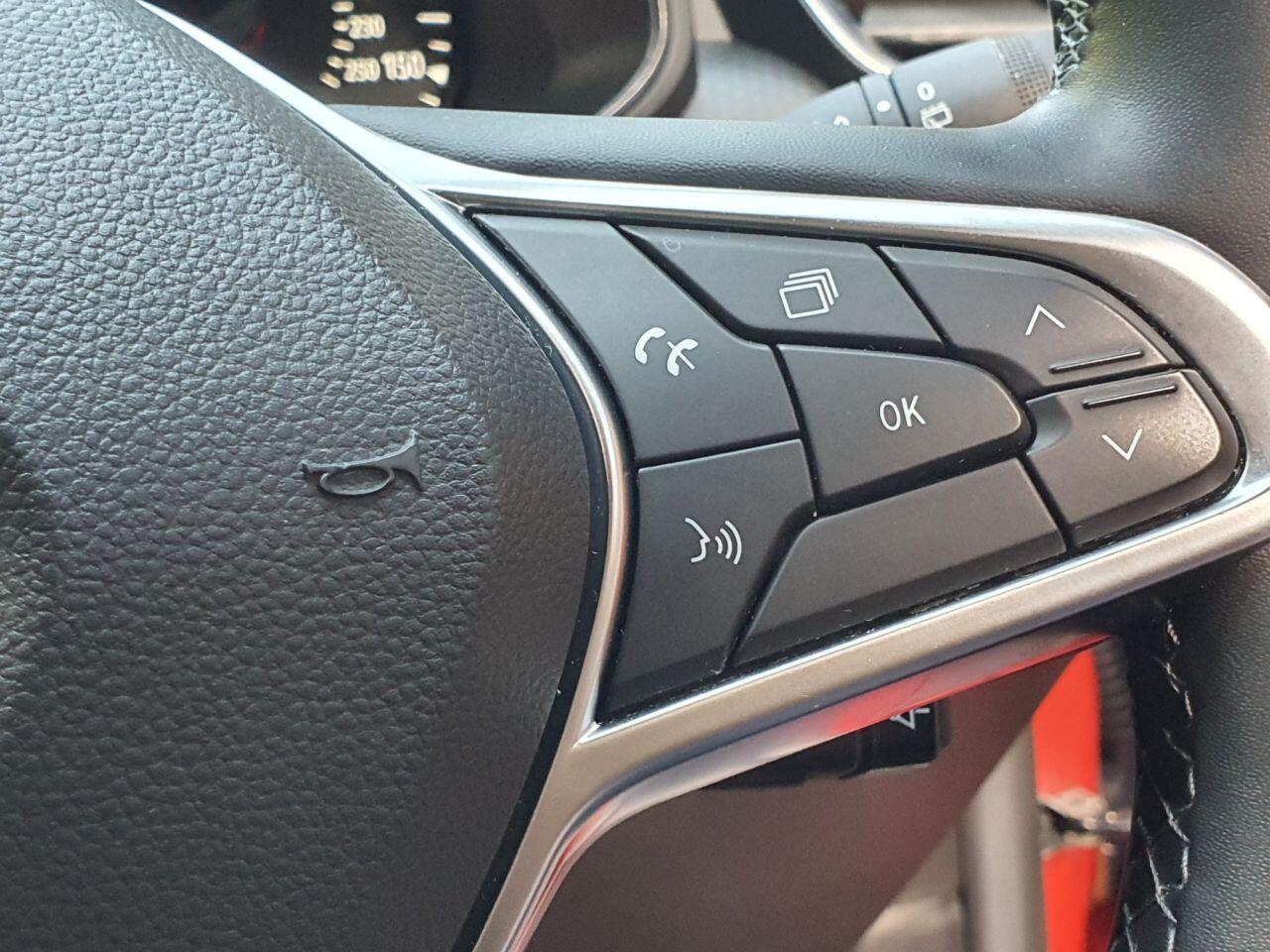 Renault Clio view 32