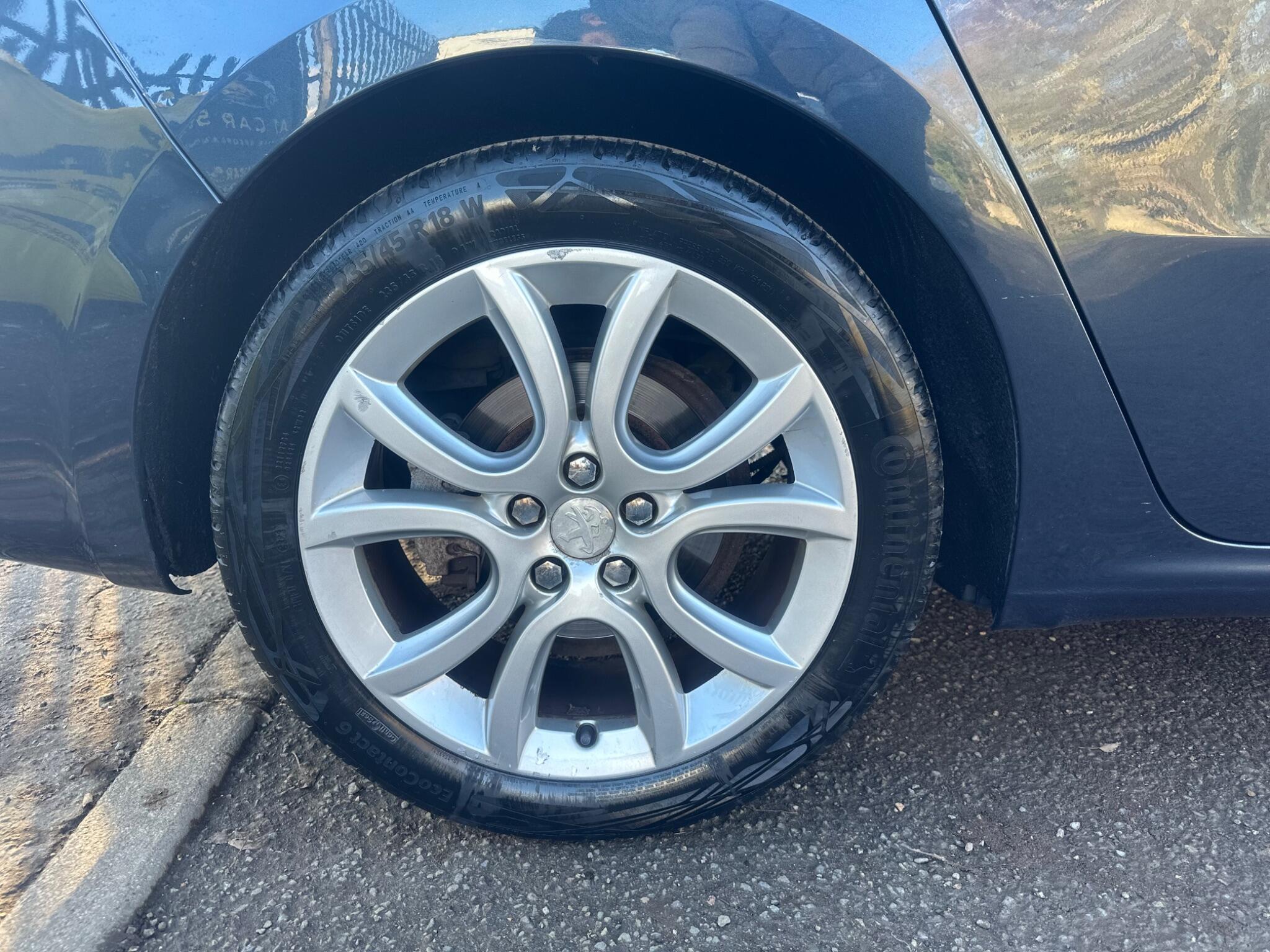 2012 Peugeot 508 image 37