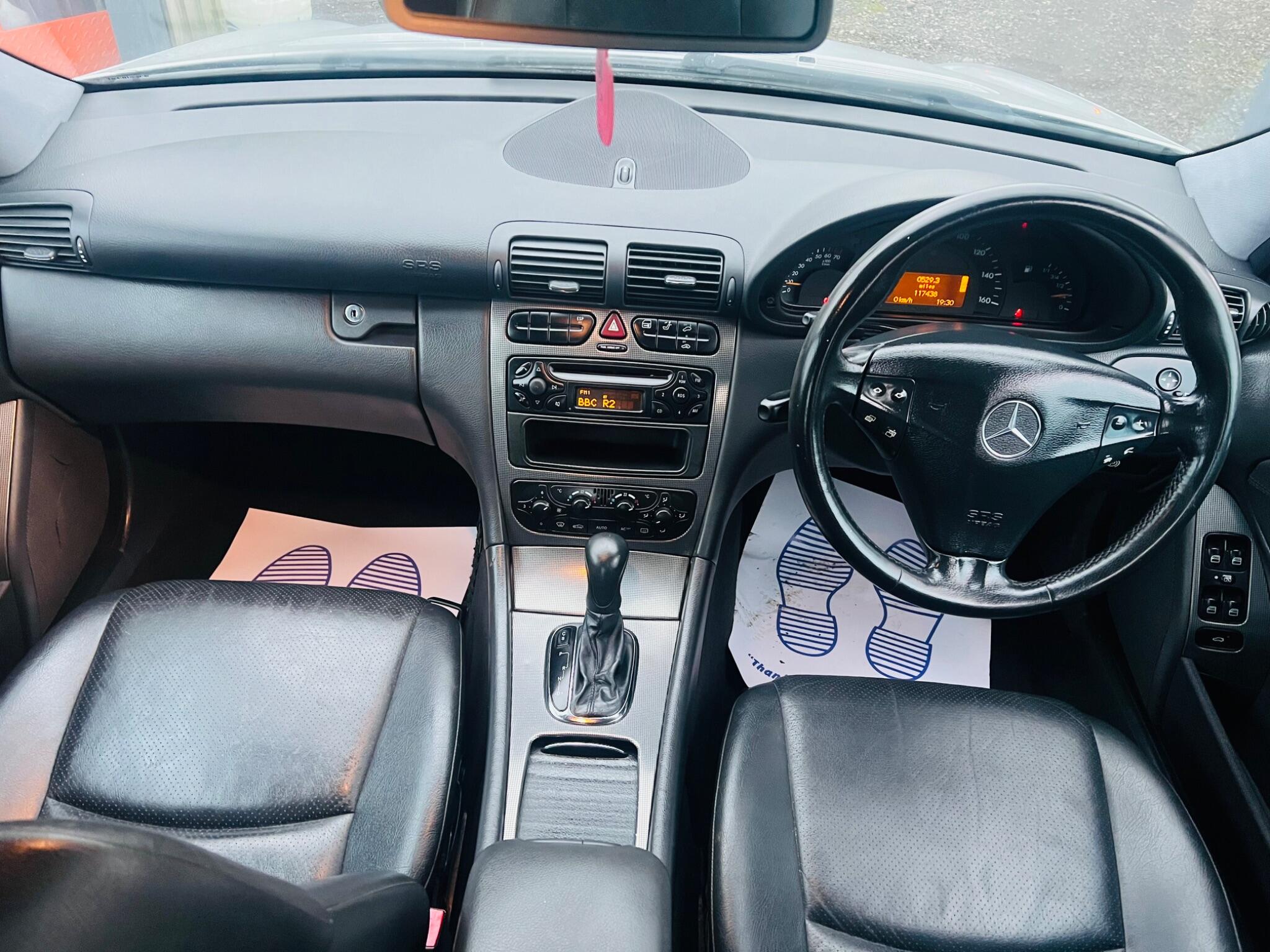2004 Mercedes-Benz C Class image 47