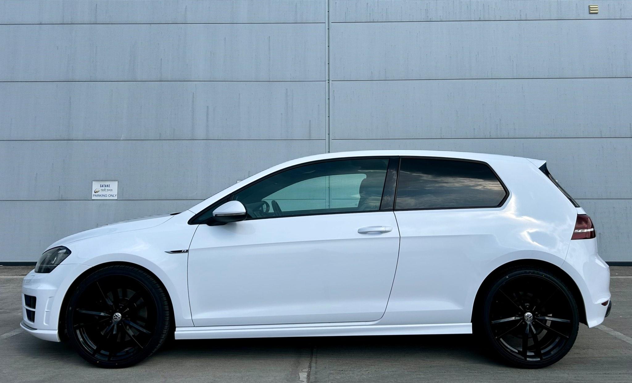 Volkswagen Golf view 8