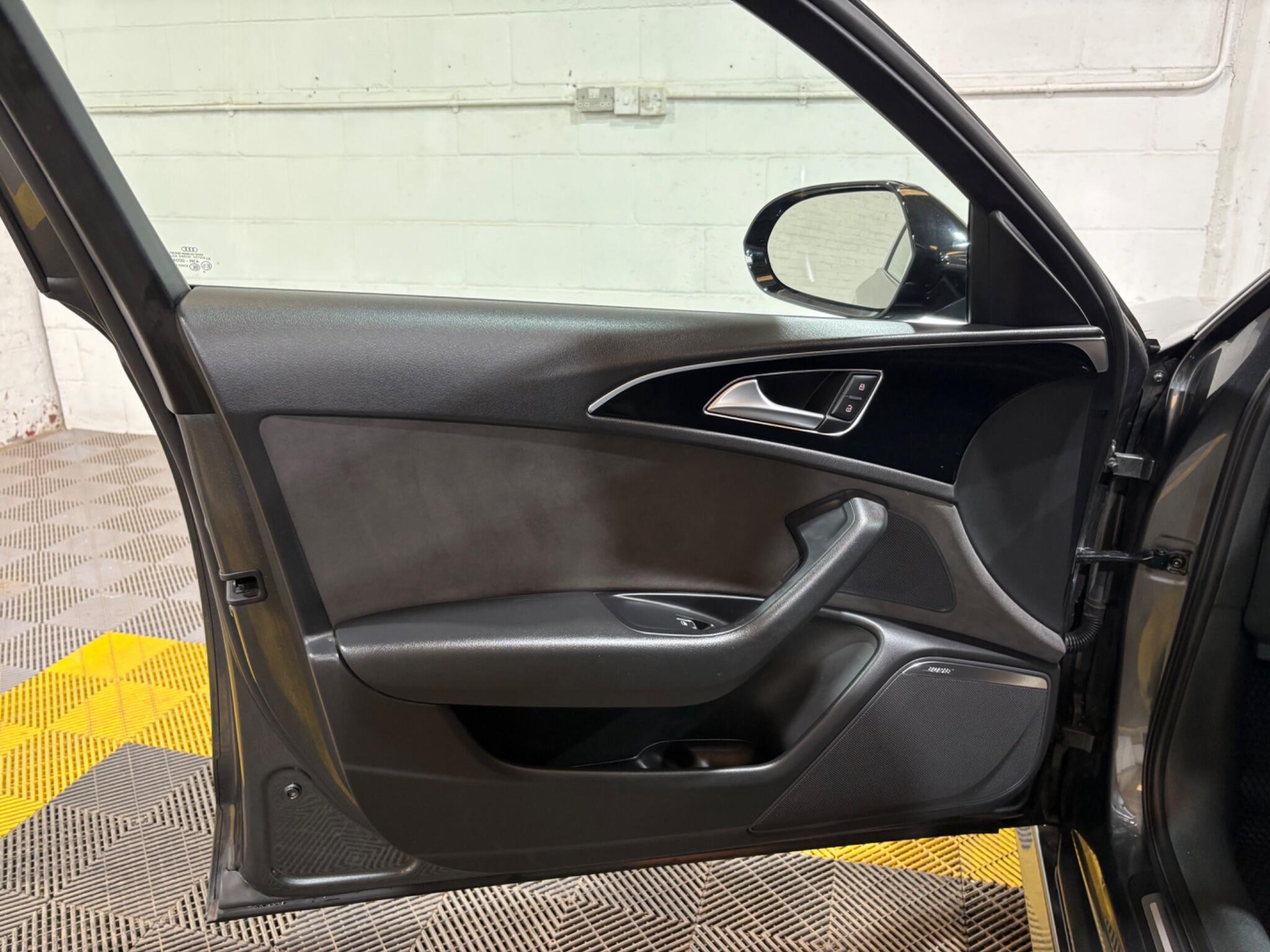 Audi A6 view 52