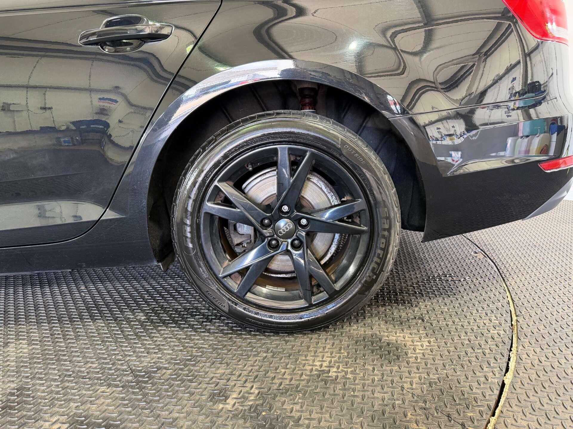Audi A4 view 70
