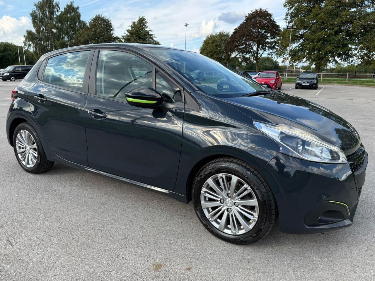 Peugeot 208 view 63