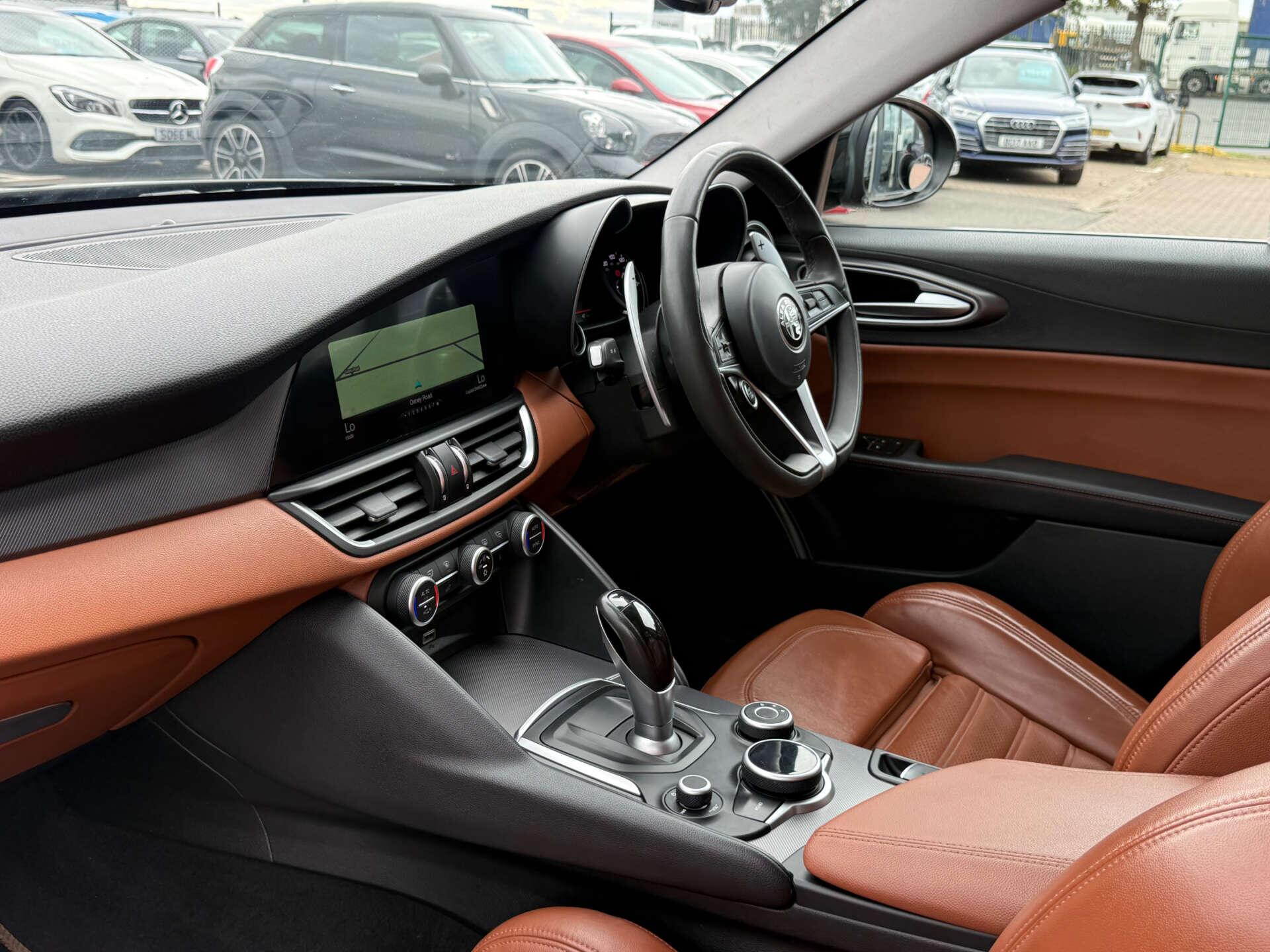 Alfa Romeo Giulia view 75