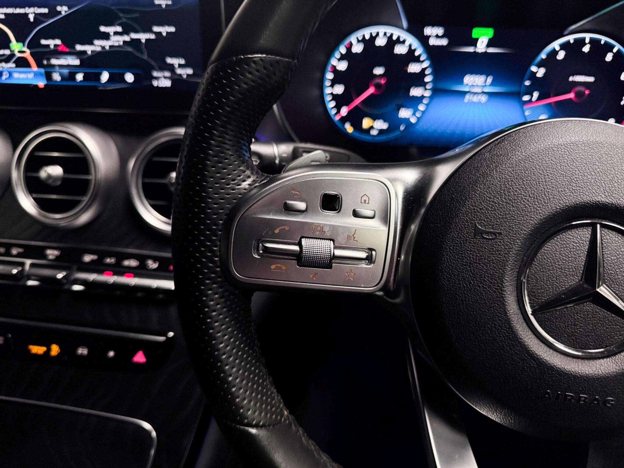 Mercedes-Benz GLC view 12