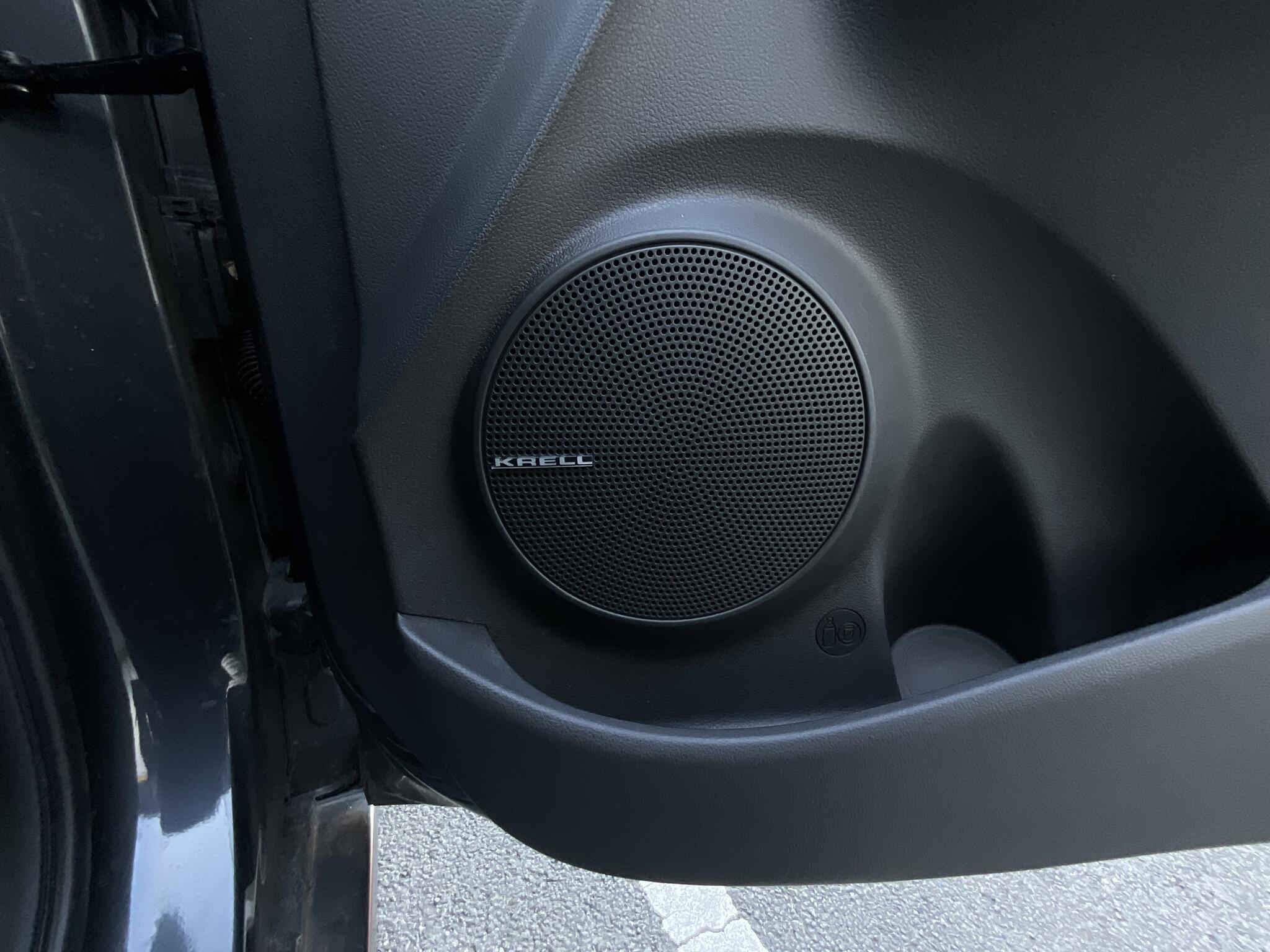 Hyundai Kona view 36