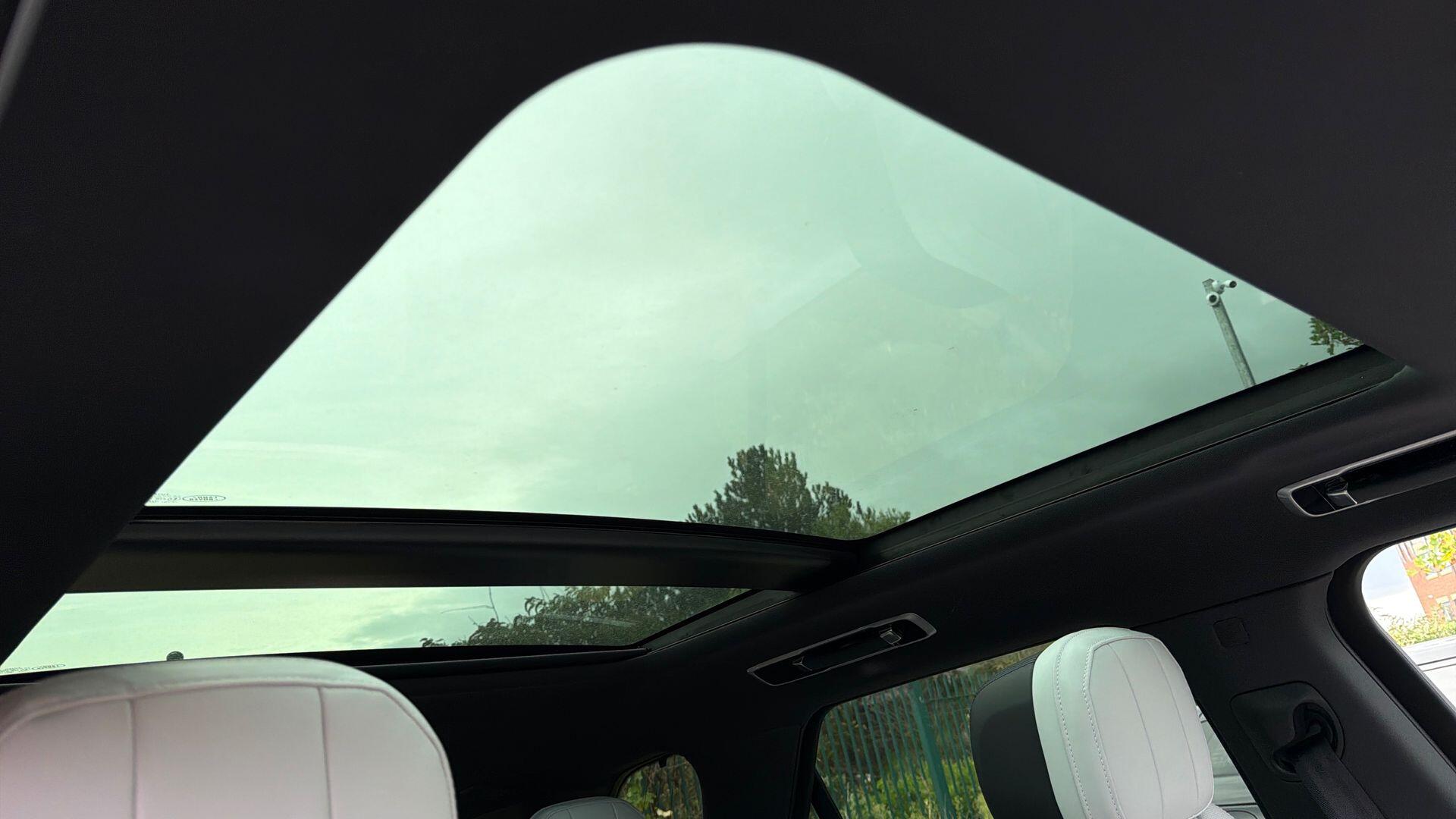 Land Rover Range Rover Sport view 20