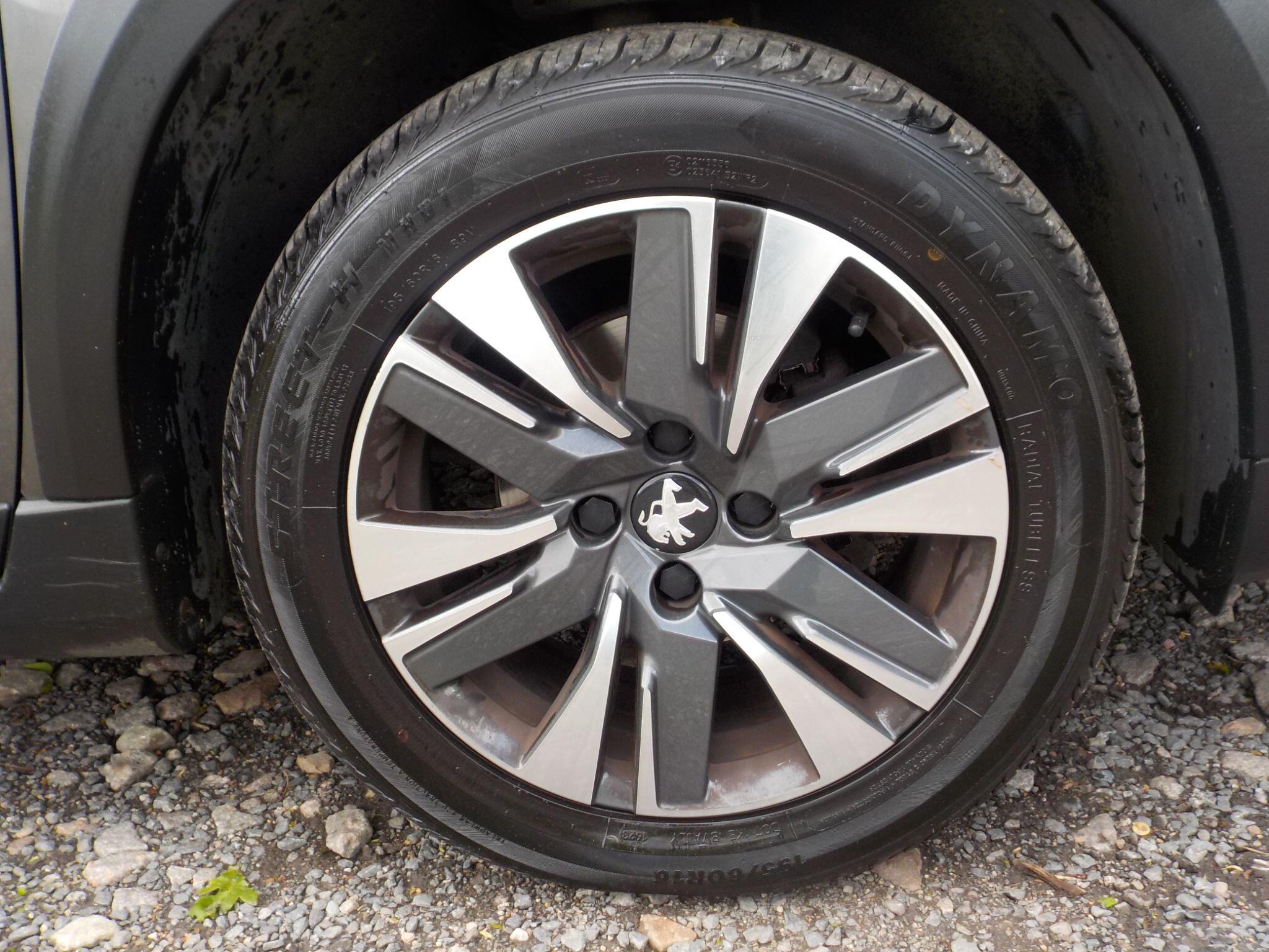 Peugeot 2008 1.2 PureTech Allure Premium Euro 6 (s/s) 5dr