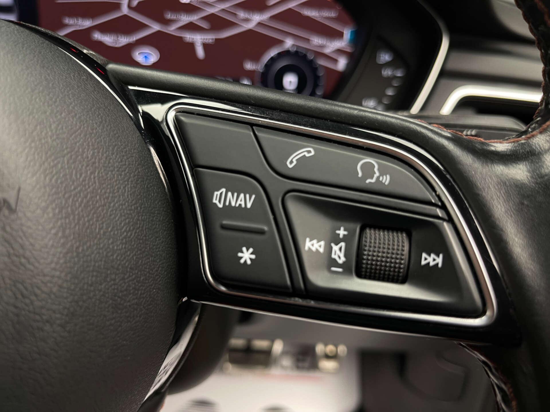Audi S4 view 21