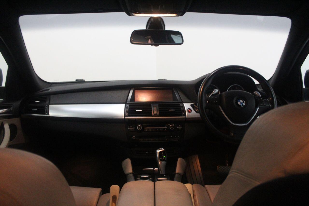 BMW X6 view 29