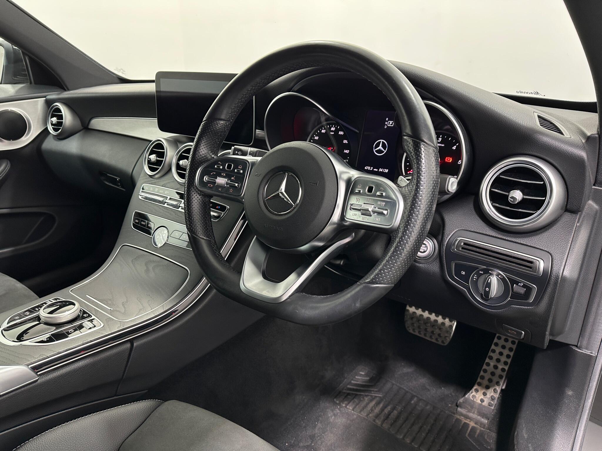 Mercedes-Benz C-Class view 11