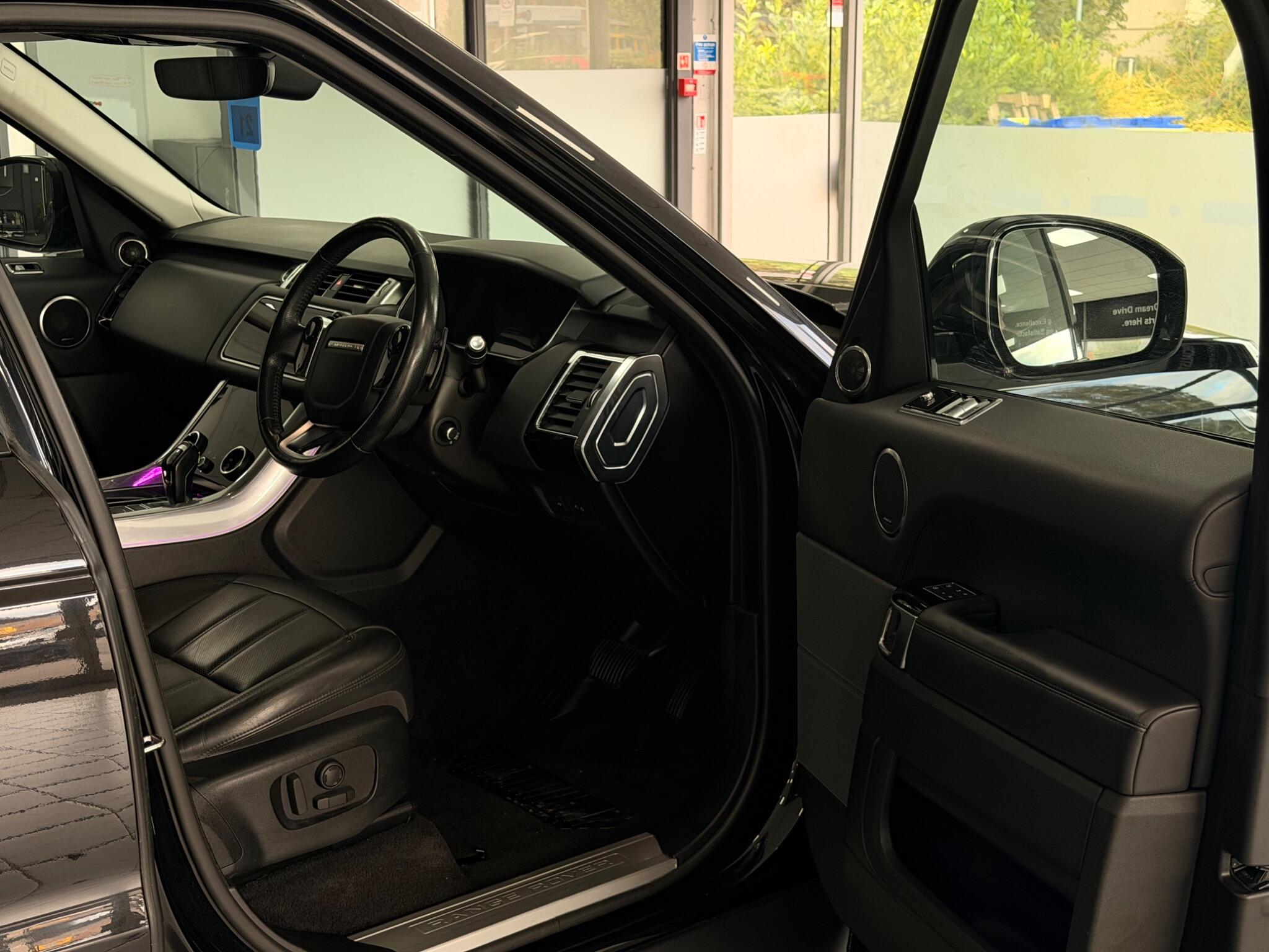 Land Rover Range Rover Sport view 16