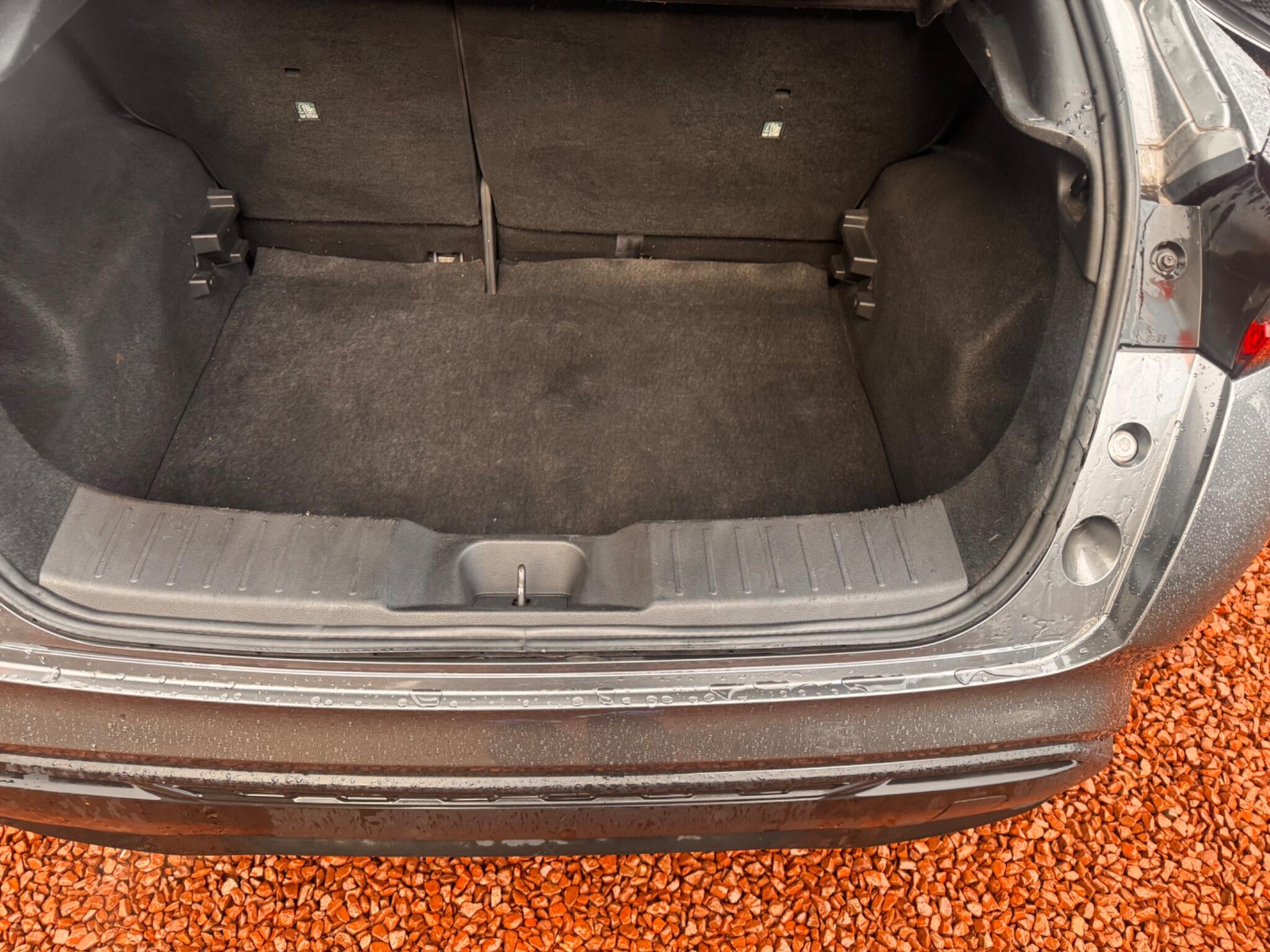 Nissan Juke view 31