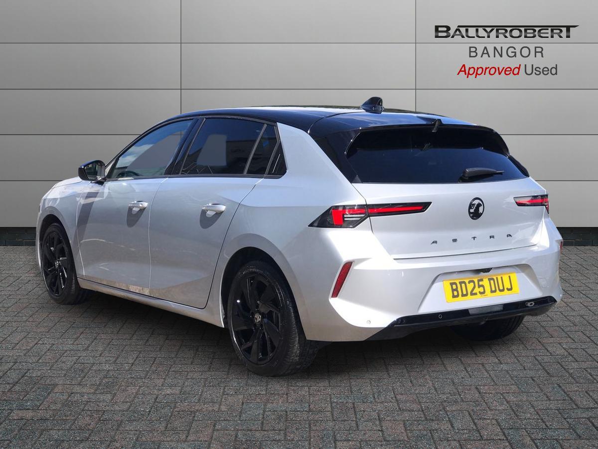 Vauxhall Astra view 2