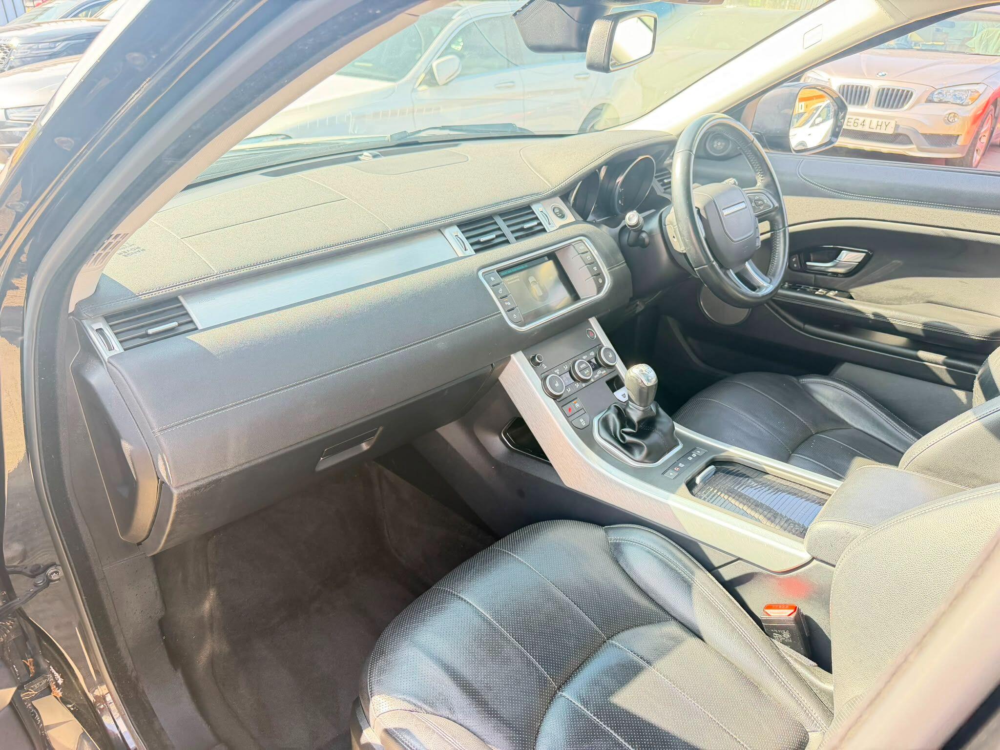 Land Rover Range Rover Evoque view 9