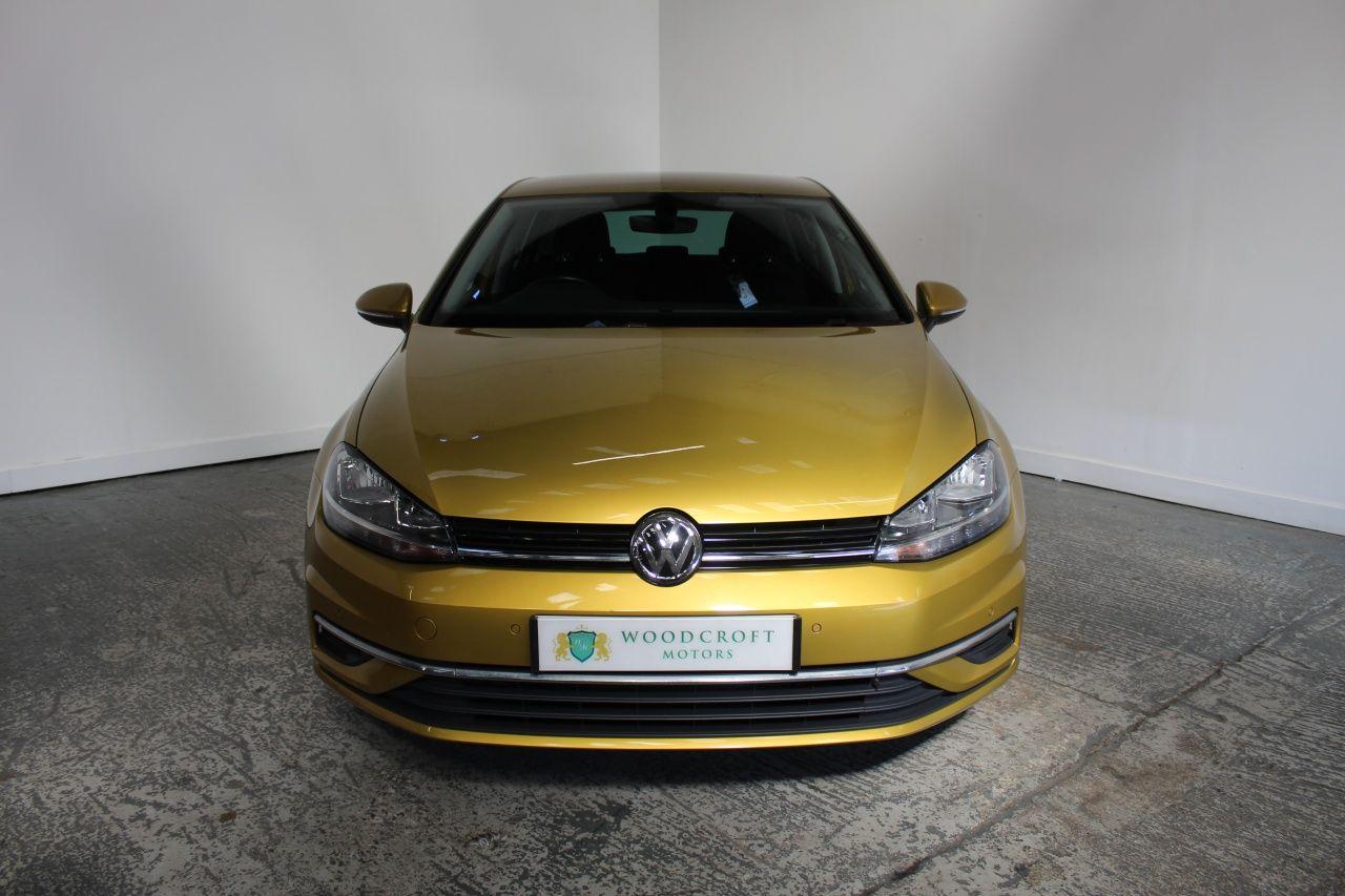 Volkswagen Golf view 13