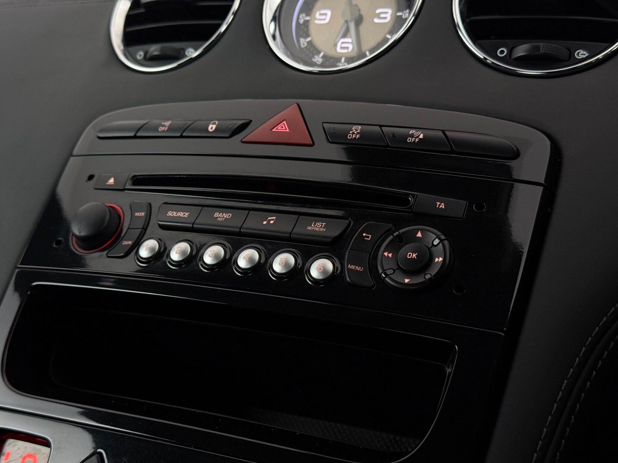Peugeot RCZ view 17