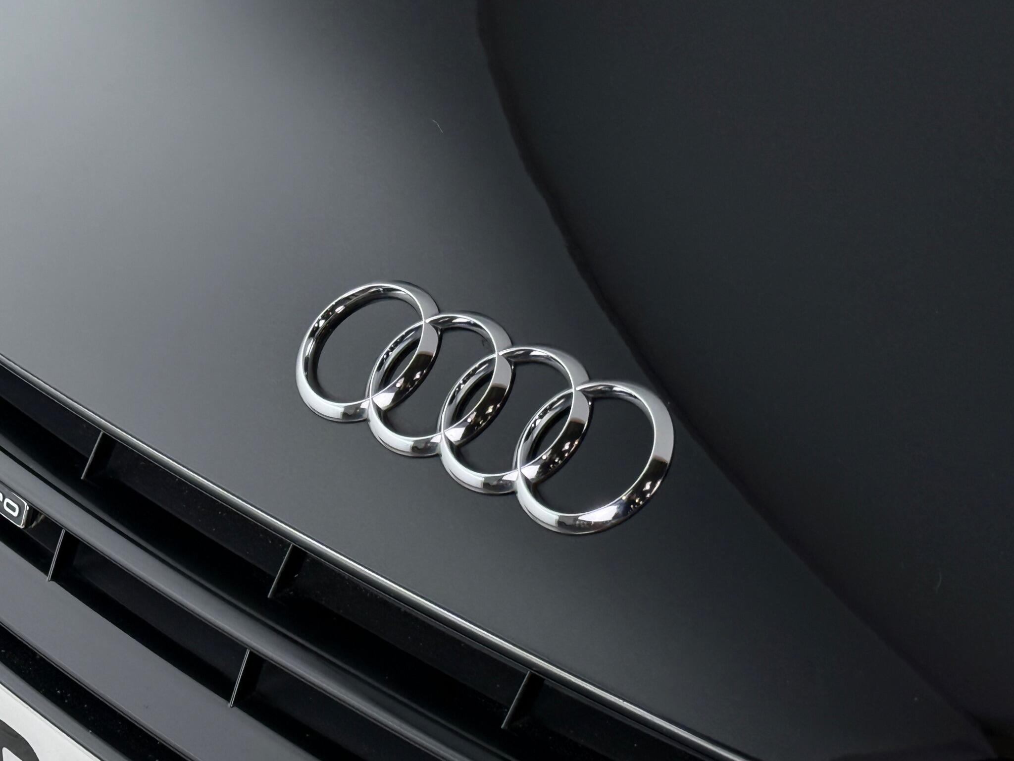 Audi TT view 34