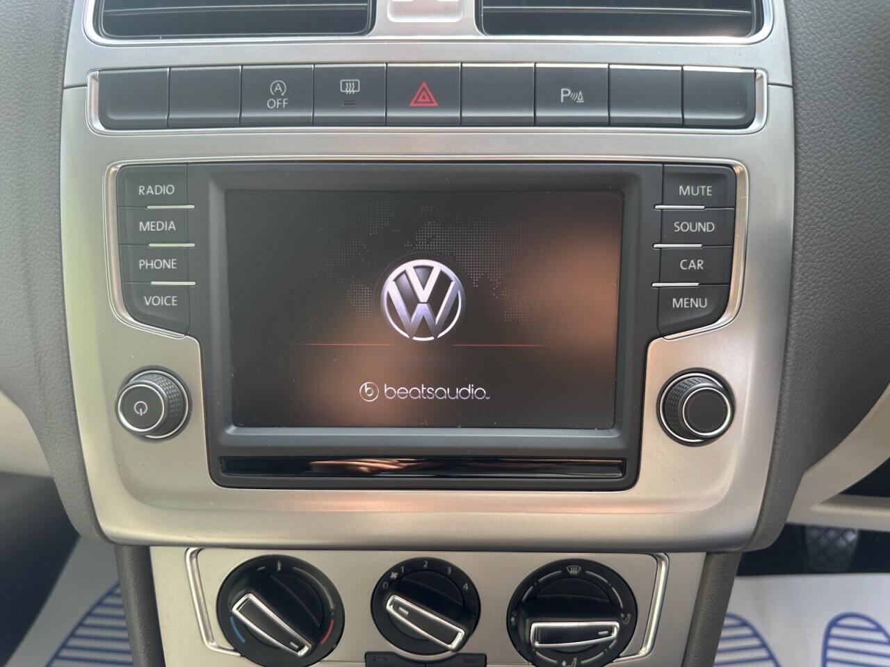 Volkswagen Polo view 28