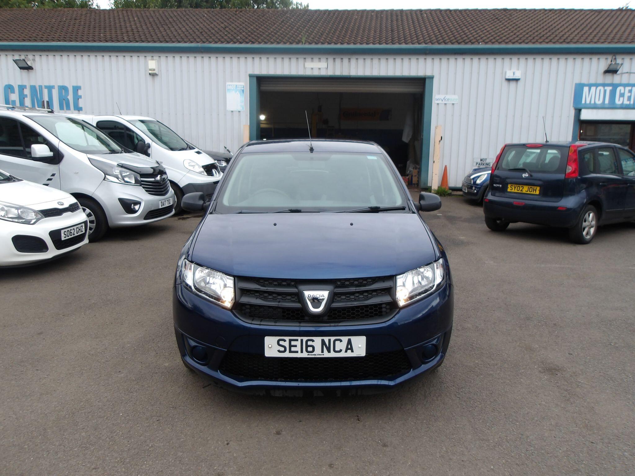 Dacia Sandero view 2