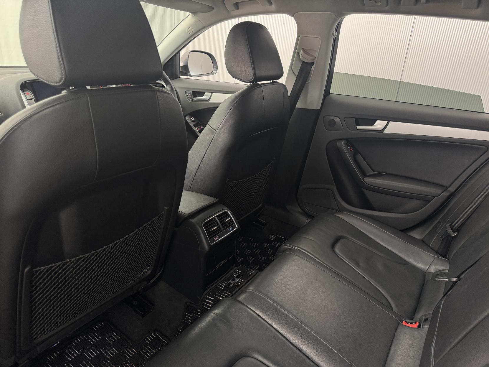 Audi A4 Allroad view 45