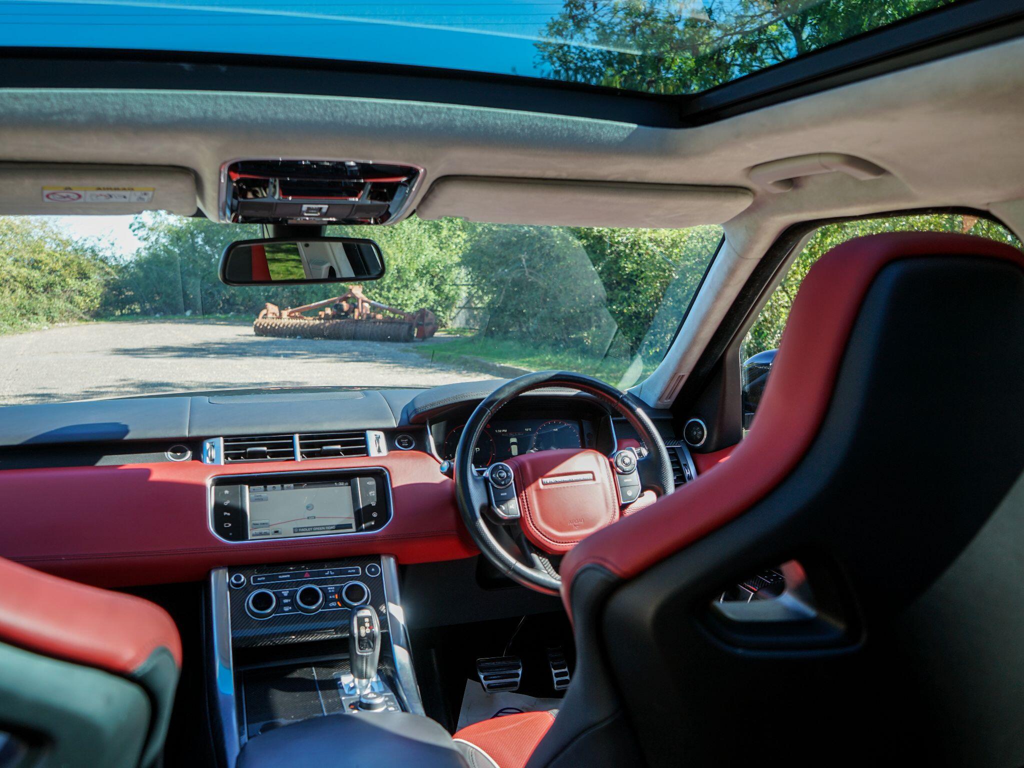 Land Rover Range Rover Sport view 15
