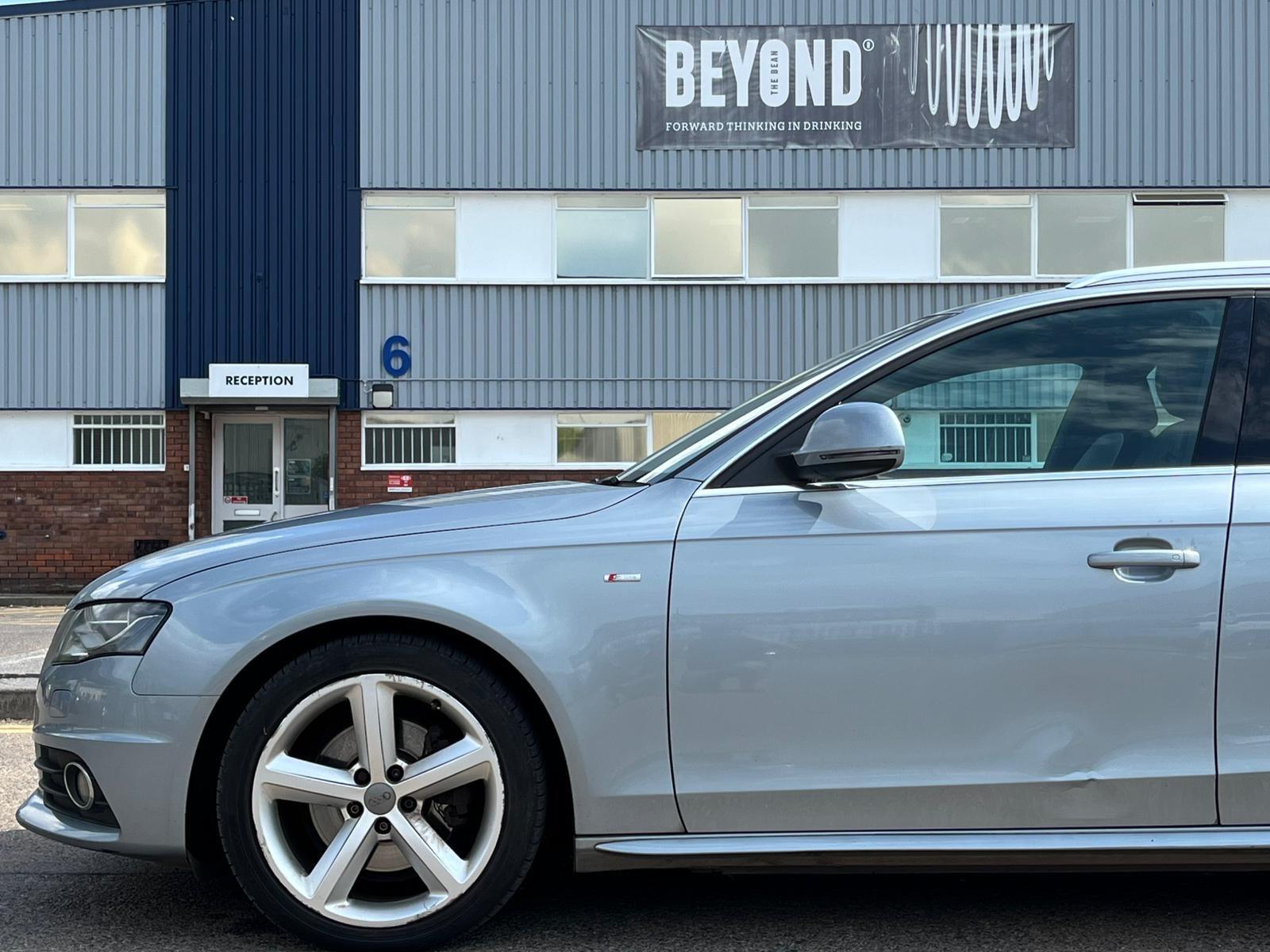 Audi A4 view 59