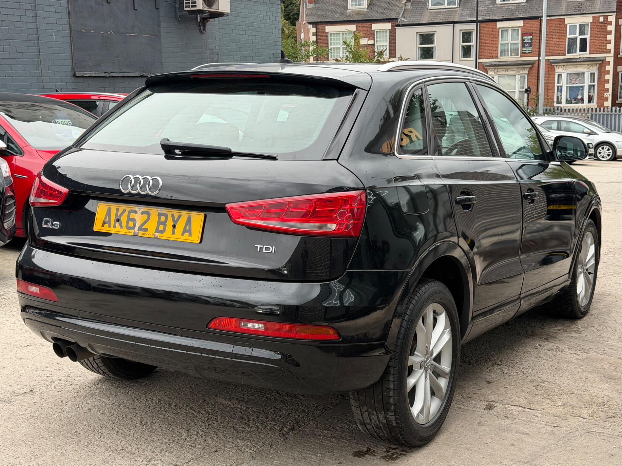 Audi Q3 view 4