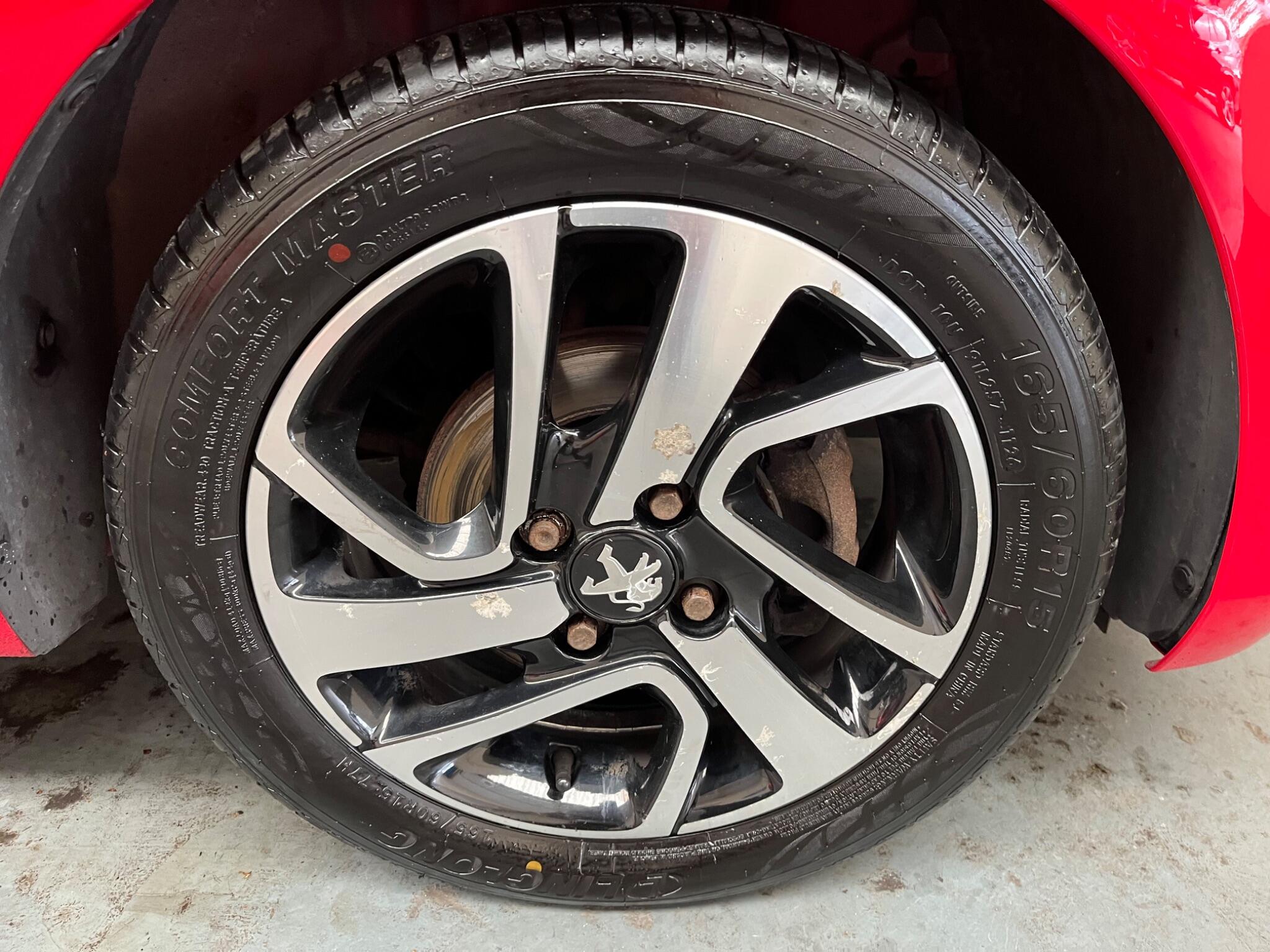 Peugeot 108 view 39