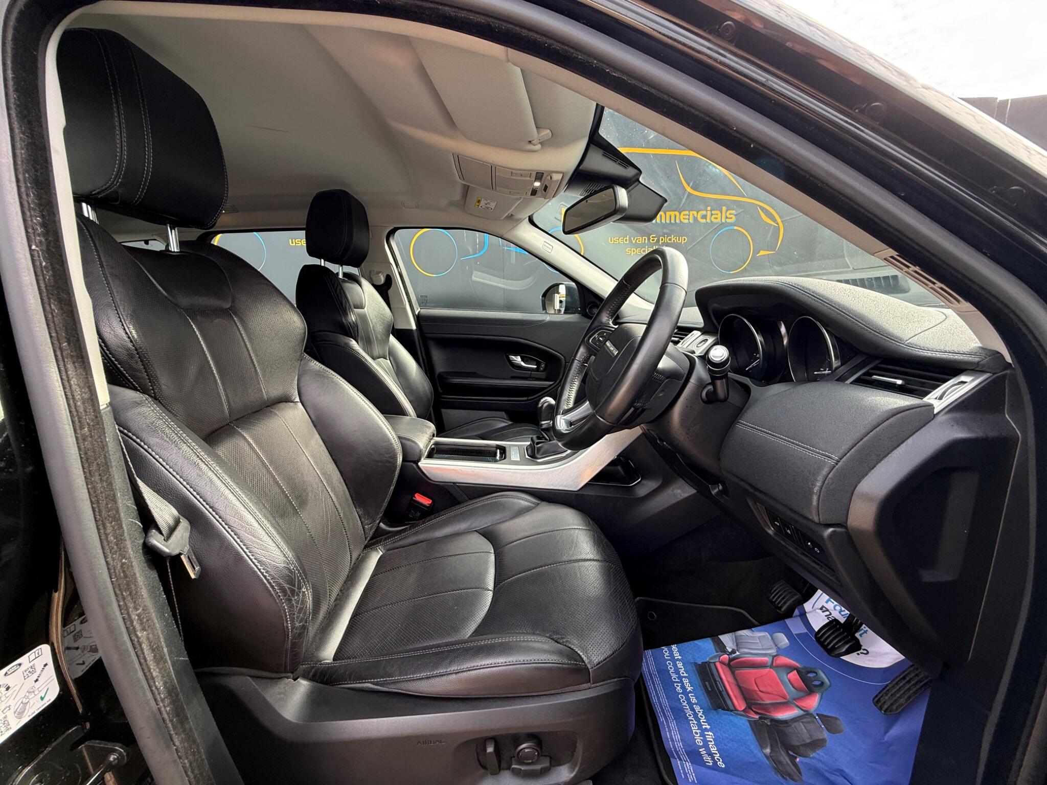 Land Rover Range Rover Evoque view 17