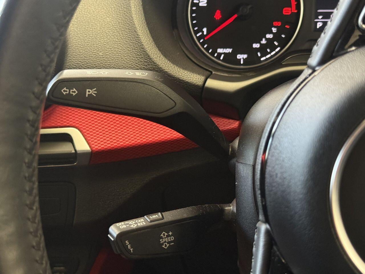 Audi Q2 view 36