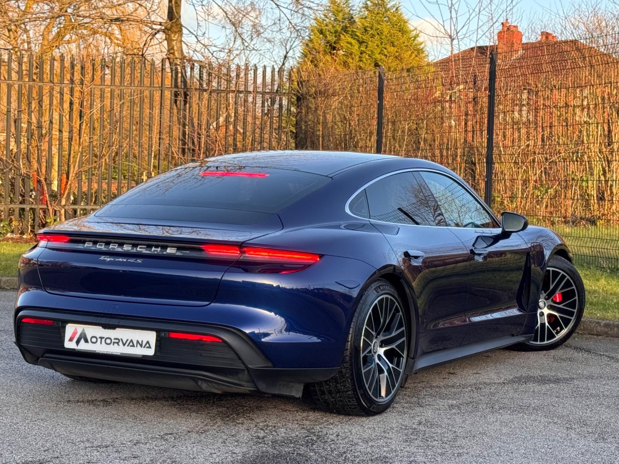 Porsche Taycan view 15