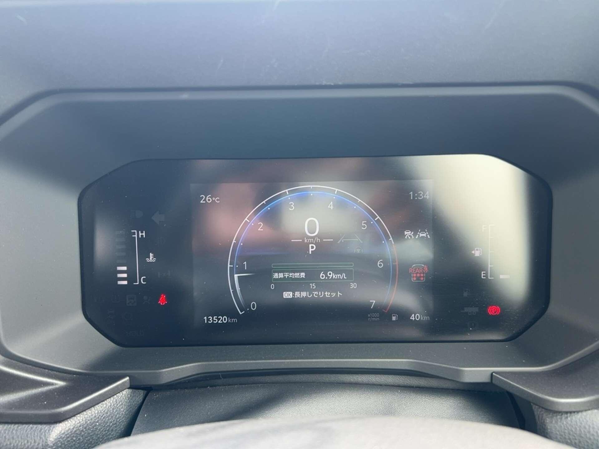Toyota Land Cruiser view 7