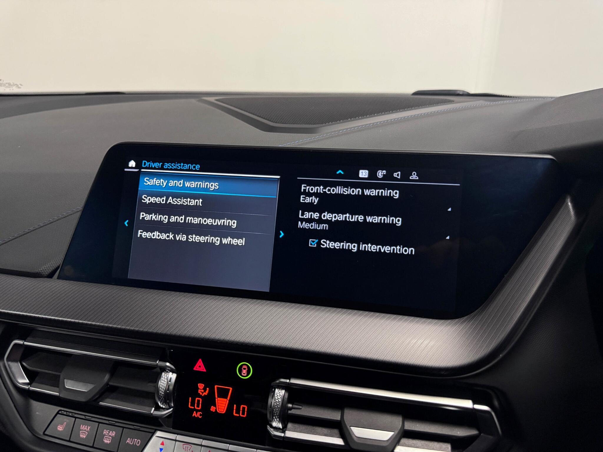 BMW 1 Series view 45
