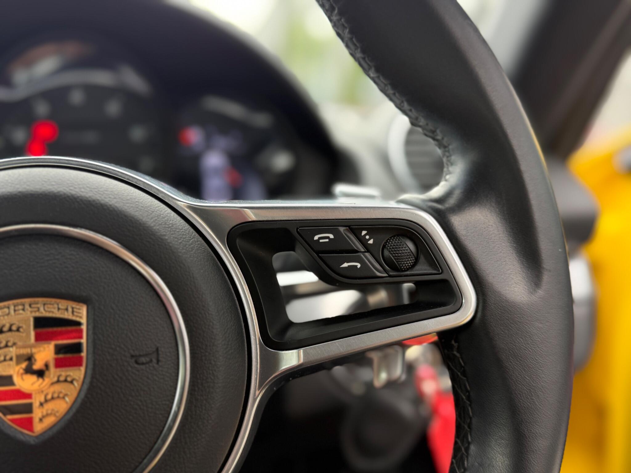 Porsche 718 Cayman view 62