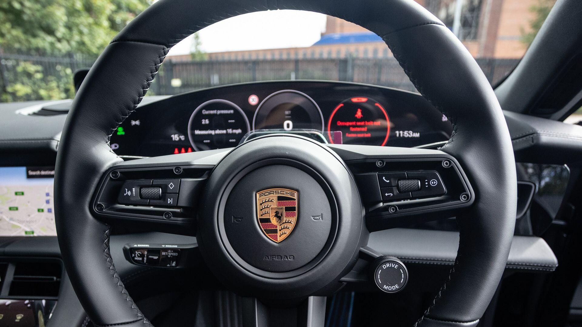Porsche Taycan view 29