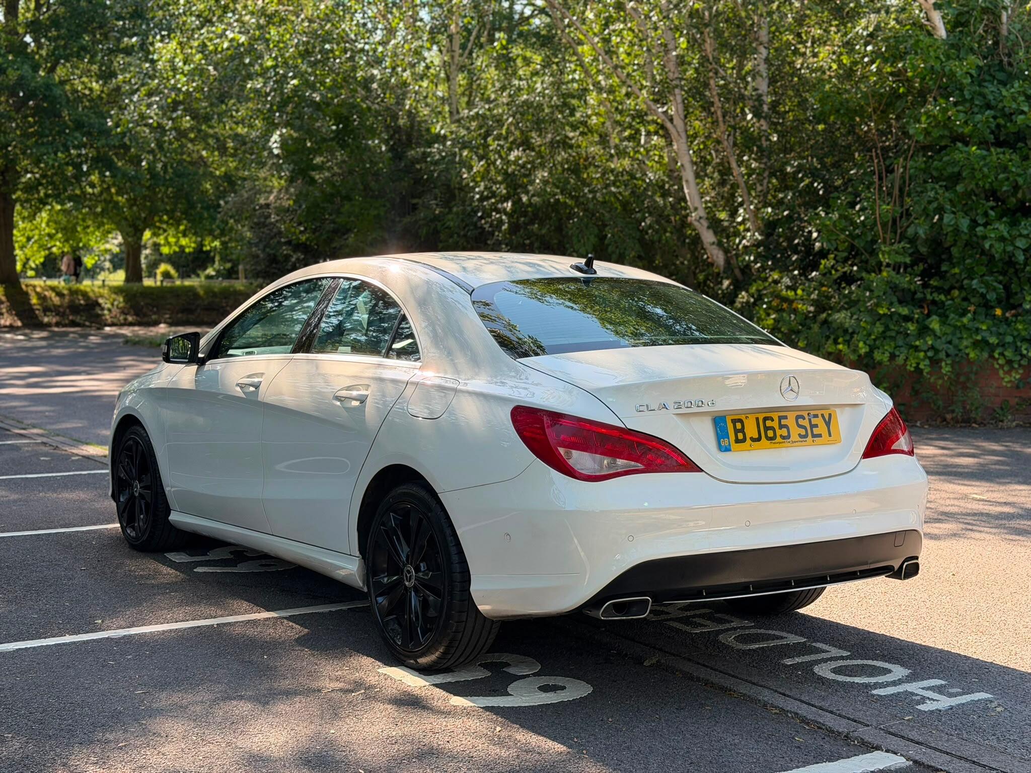 Mercedes-Benz CLA view 5