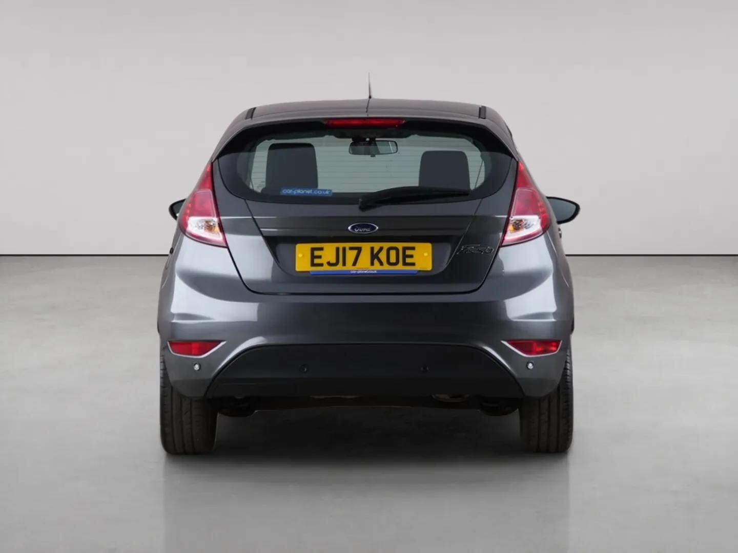 Ford Fiesta view 7