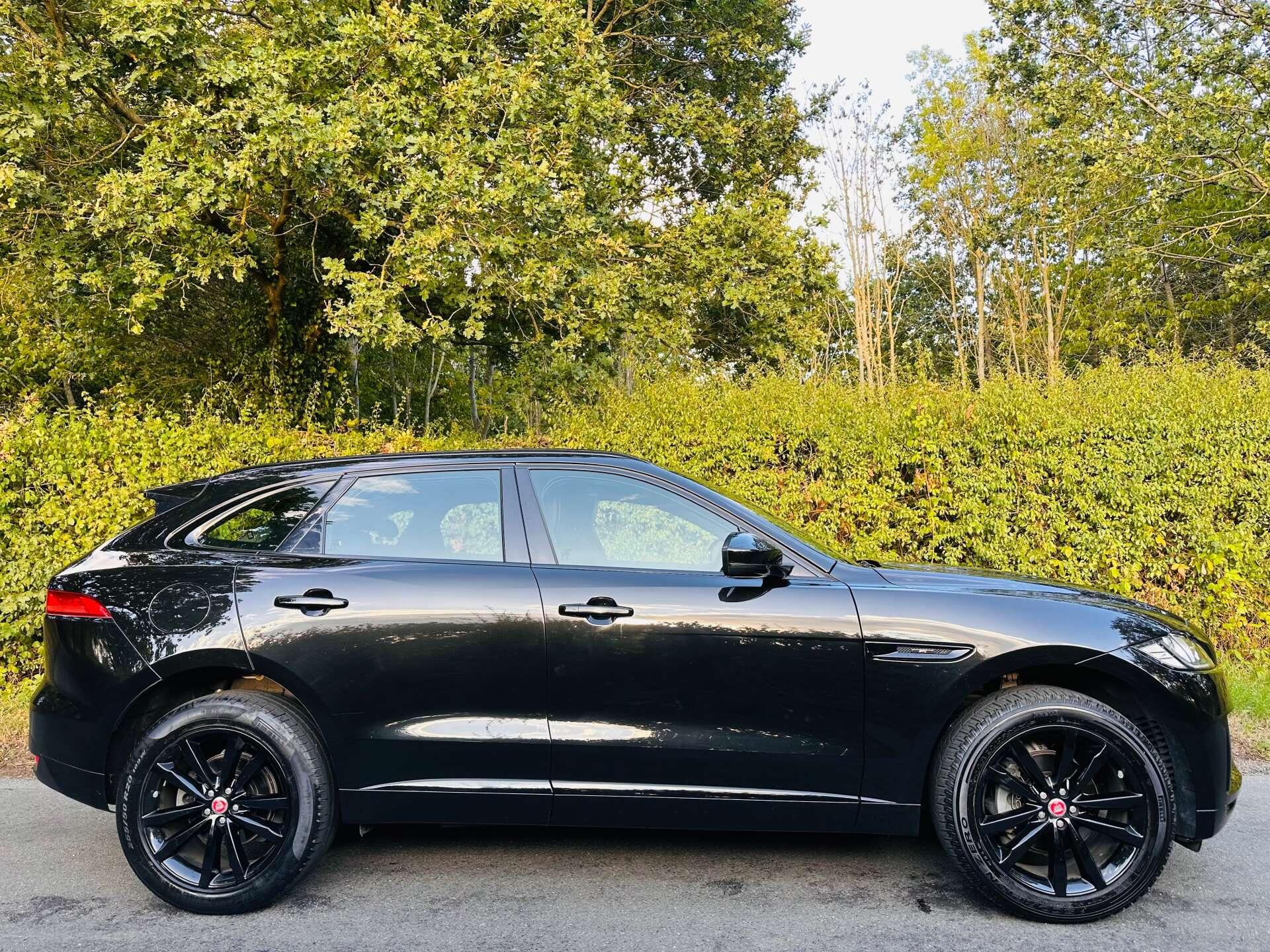 Jaguar F-Pace view 47