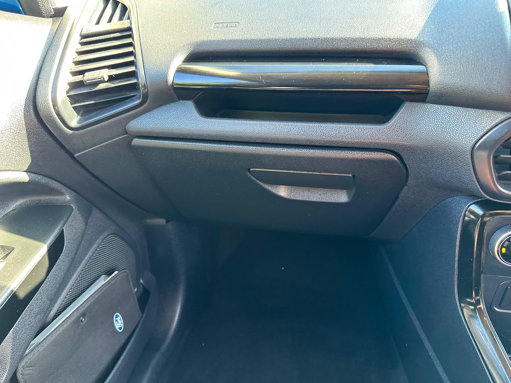 Ford Ecosport view 52