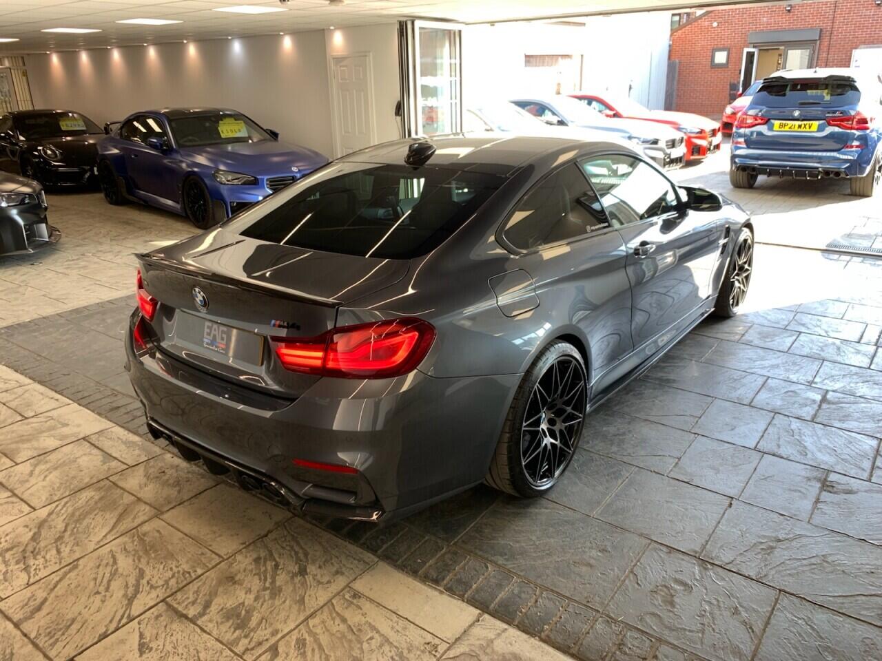 BMW M4 view 16