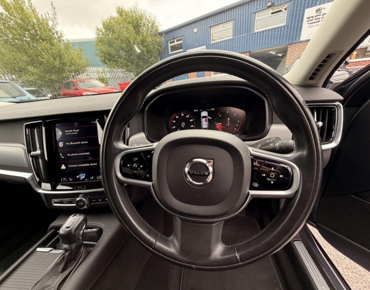 Volvo V90 view 14