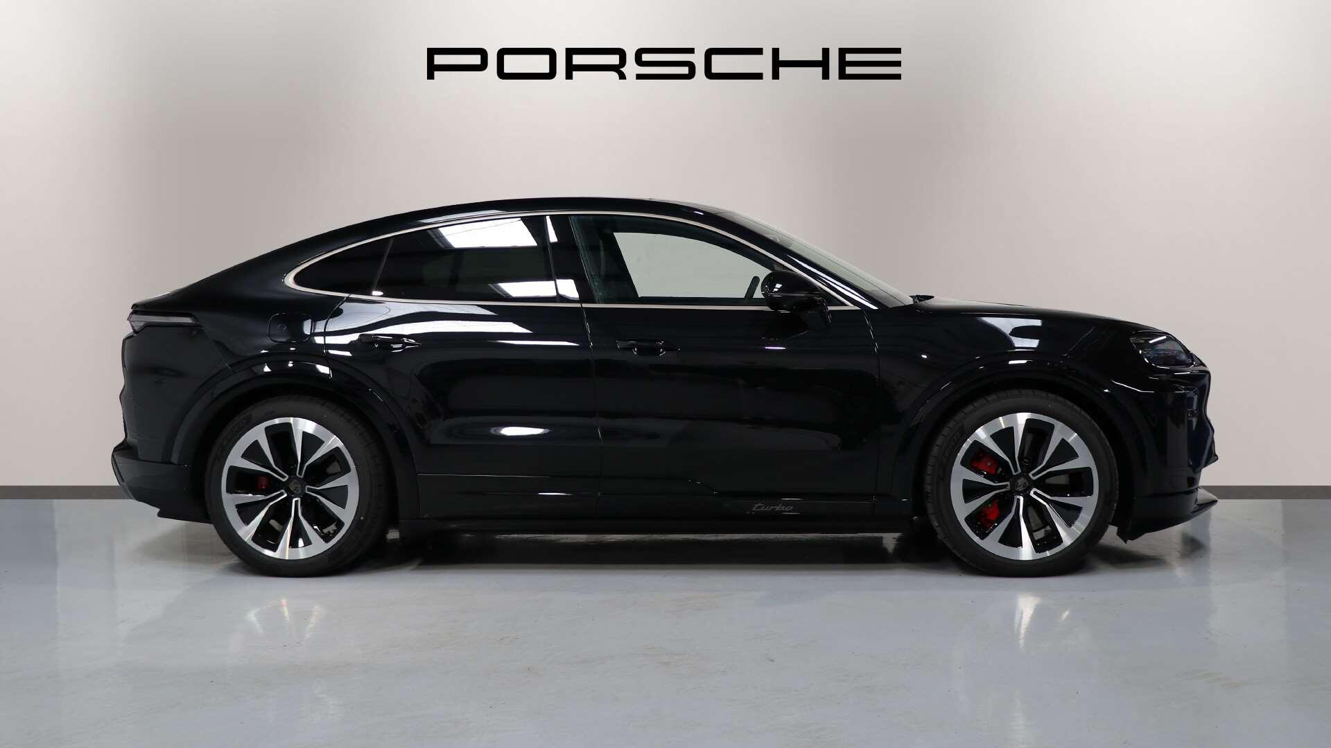 Porsche Cayenne view 8