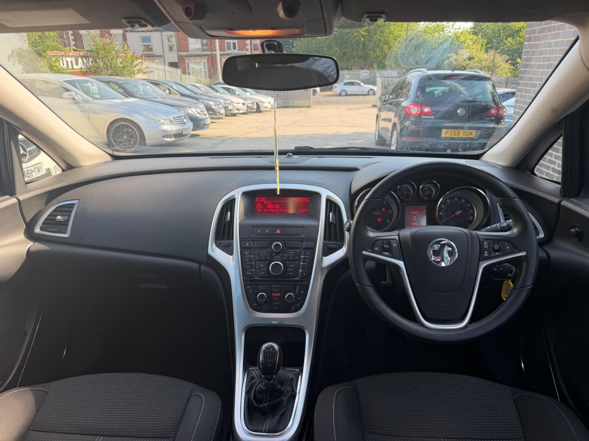 Vauxhall Astra view 19