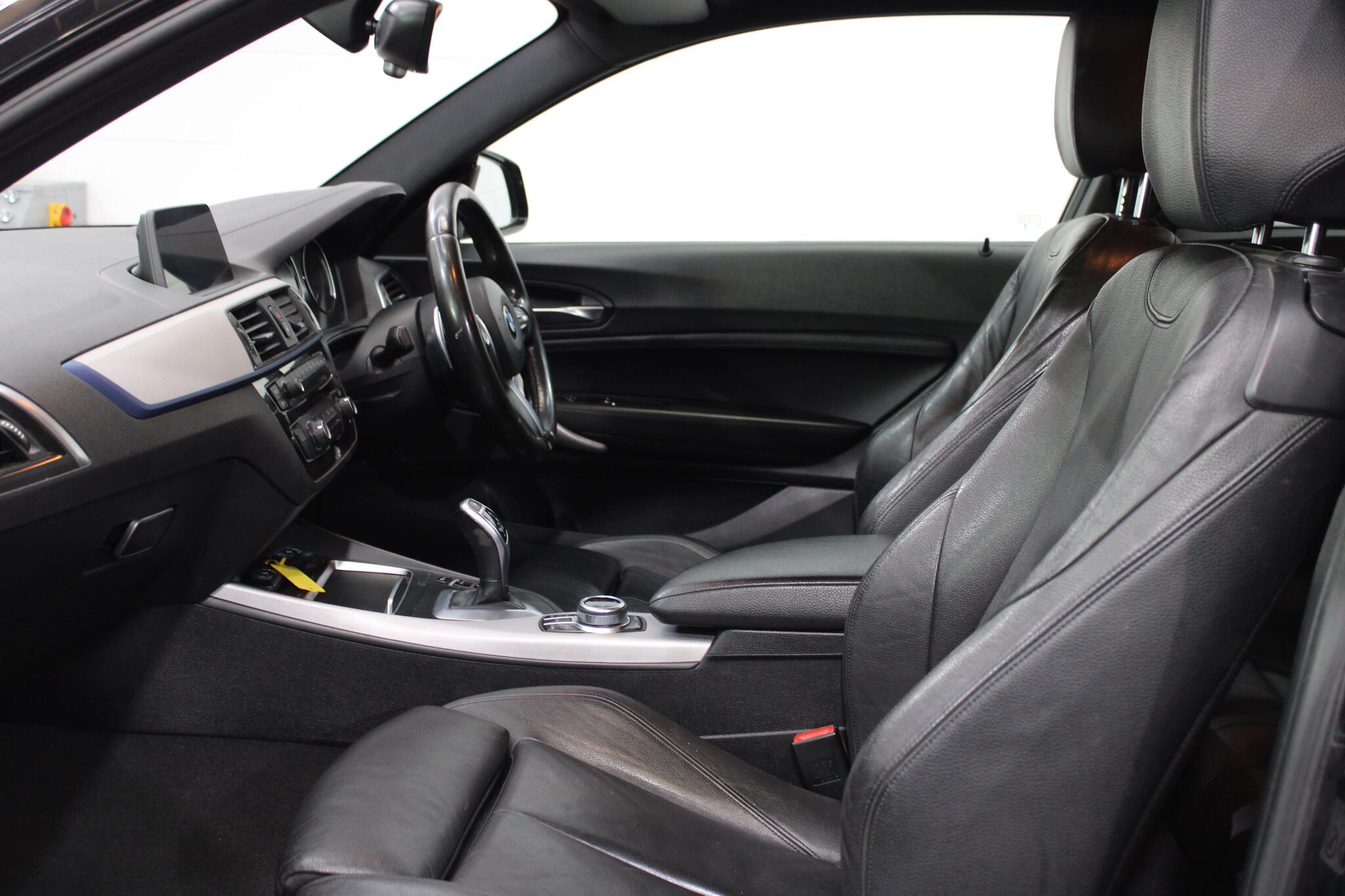 BMW 2 Series view 10