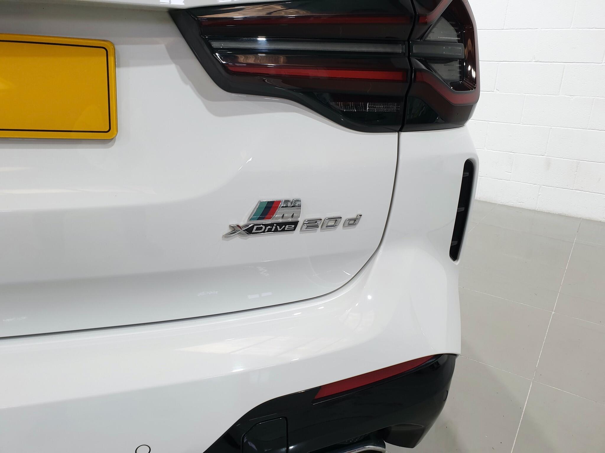 BMW X3 view 19
