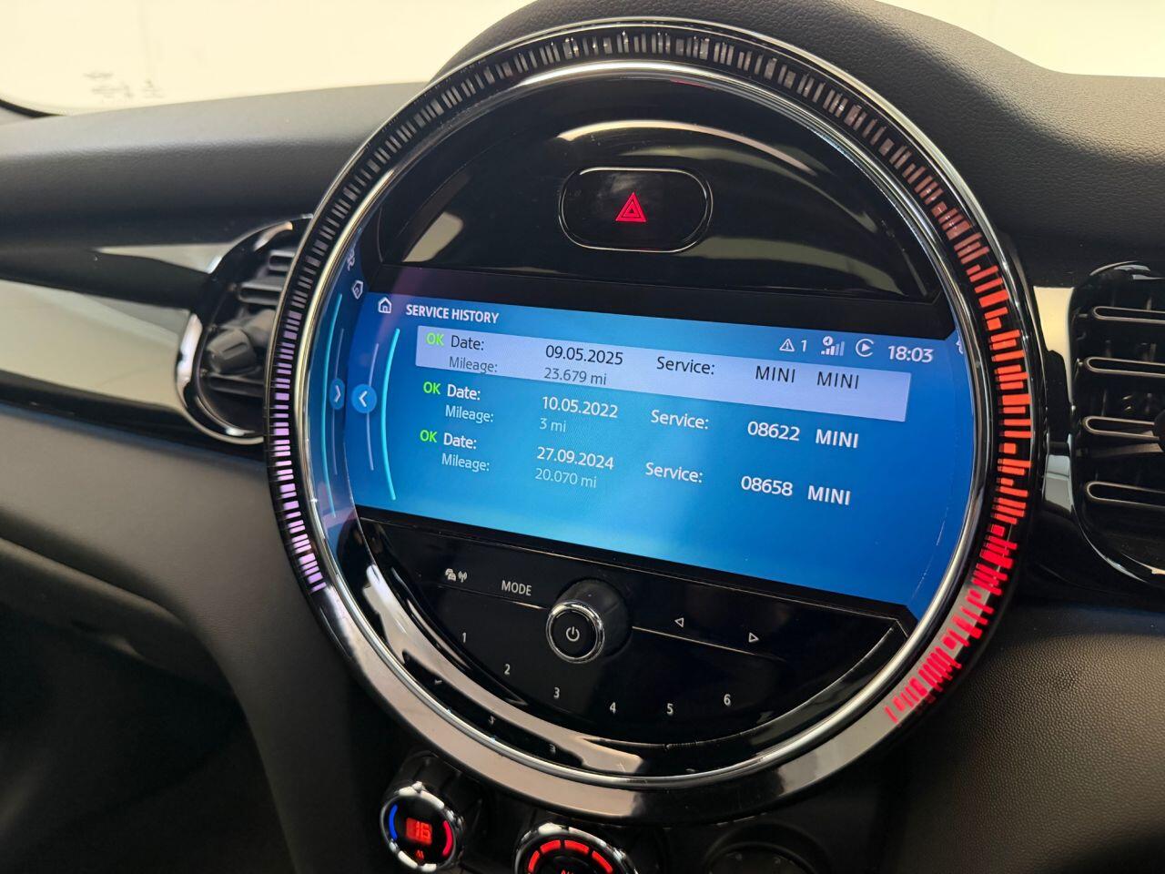 Mini Cooper view 29