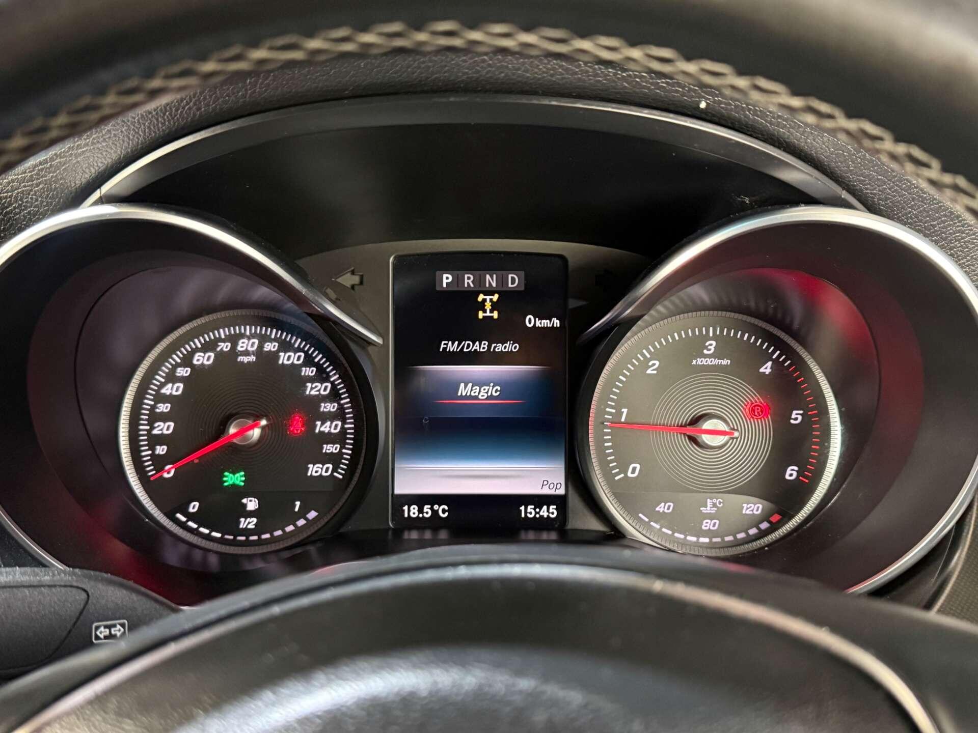 Mercedes-Benz X Class view 45